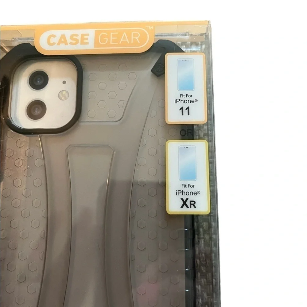 NWT Case Gear - Omni Case for iPhone 11 / iPhone XR